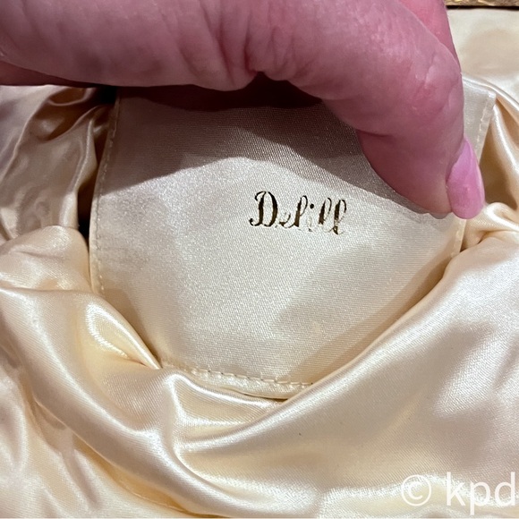 1950s Delill Quilted Plastic Asian Motif Handbag in amazing vintage condition - Picture 7 of 10